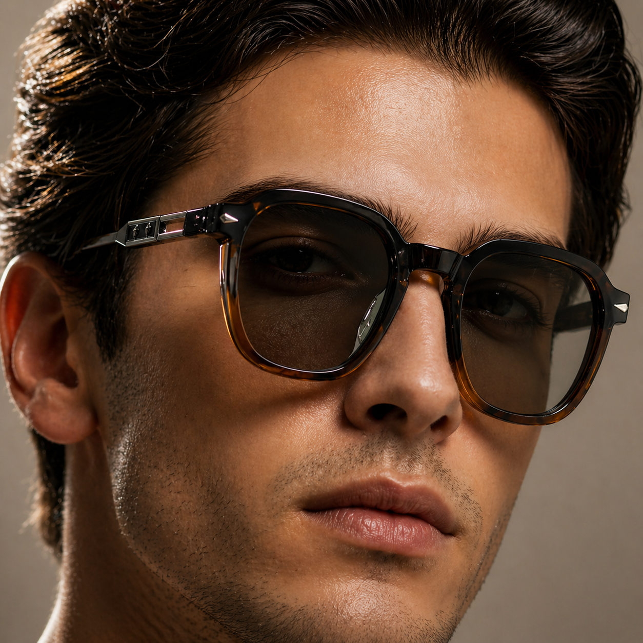 Alviero Edge Frames