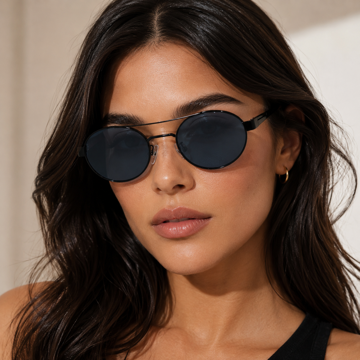 Cléo Oval Sunglasses
