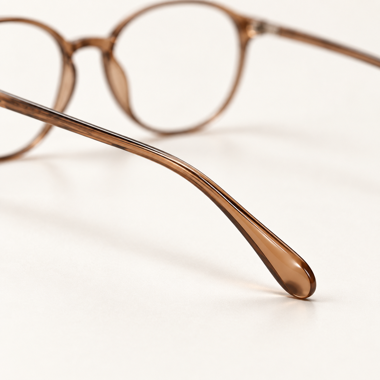 Colette Oval Frames in Tea Brown - curved temple tip and slender TR90 arm detail